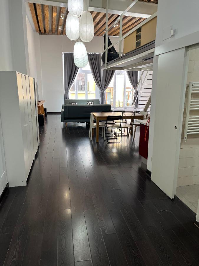 Apartmán Carretas Duplex Exterior Izquierda Madrid Exteriér fotografie