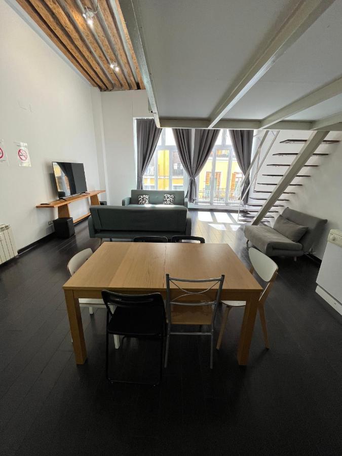 Apartmán Carretas Duplex Exterior Izquierda Madrid Exteriér fotografie