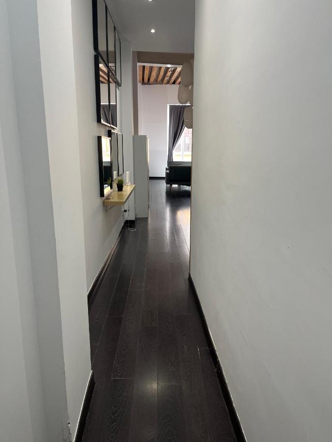 Apartmán Carretas Duplex Exterior Izquierda Madrid Exteriér fotografie